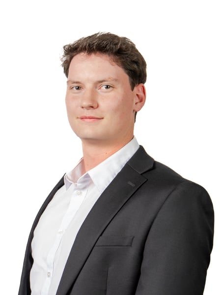 Jeremiah Olson, Associate